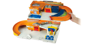Illustration for article titled Hot Wheels Is Reviving Some Classic '80s Cars and Sets For a New Retro Line
